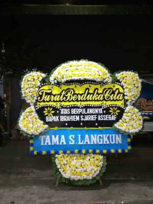 Papan Bunga Duka di Bombana
